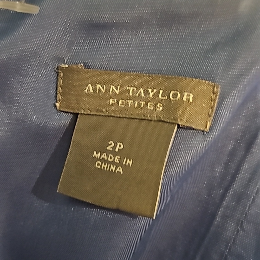 3/$25 Ann Taylor Size 2P Blue Purple Dress Day to Night - Picture 5 of 6
